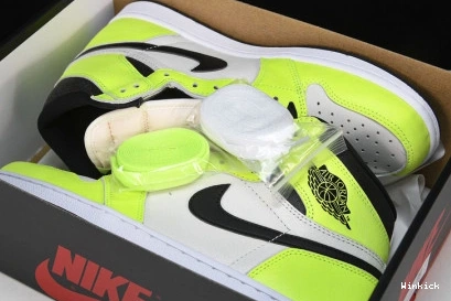 Jordan 1 “Visionaire” 555088-702 Air Retro High OG 1105